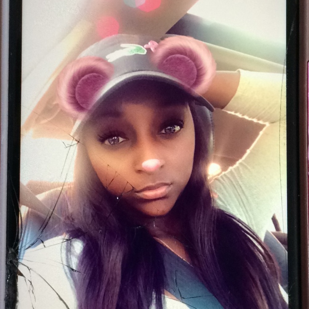 Meet your Posher, Aprilyn